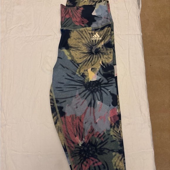 adidas Floral Print High-Waist Leggings in Navy, Pink, Yellow - Picture 2 of 3